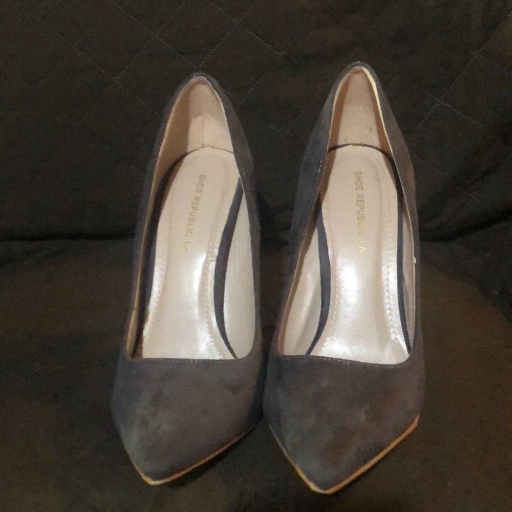 SHOE REPUBLIC LA